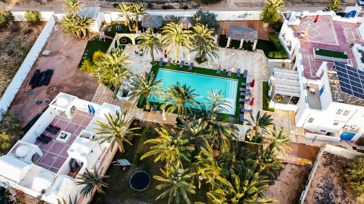 Photo 1 de Accès Piscine + Coup Faim