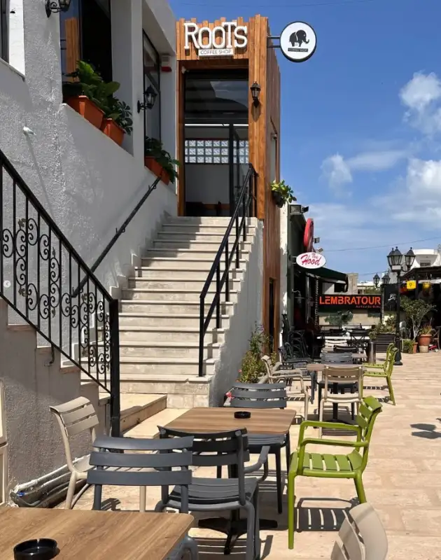 Photo 1 de Roots Coffee Shop