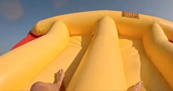 Flyfish - Vol spectaculaire au-dessus des vagues