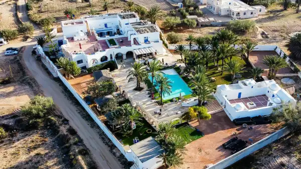 Accès Piscine + Coup Faim